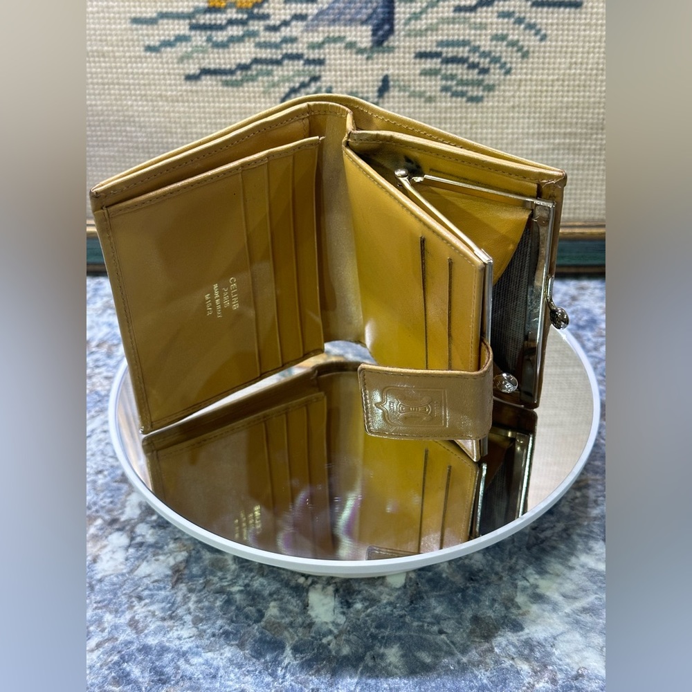 CELINE MACADAM Kiss-lock Wallet Mustard Color - Picture 4 of 10